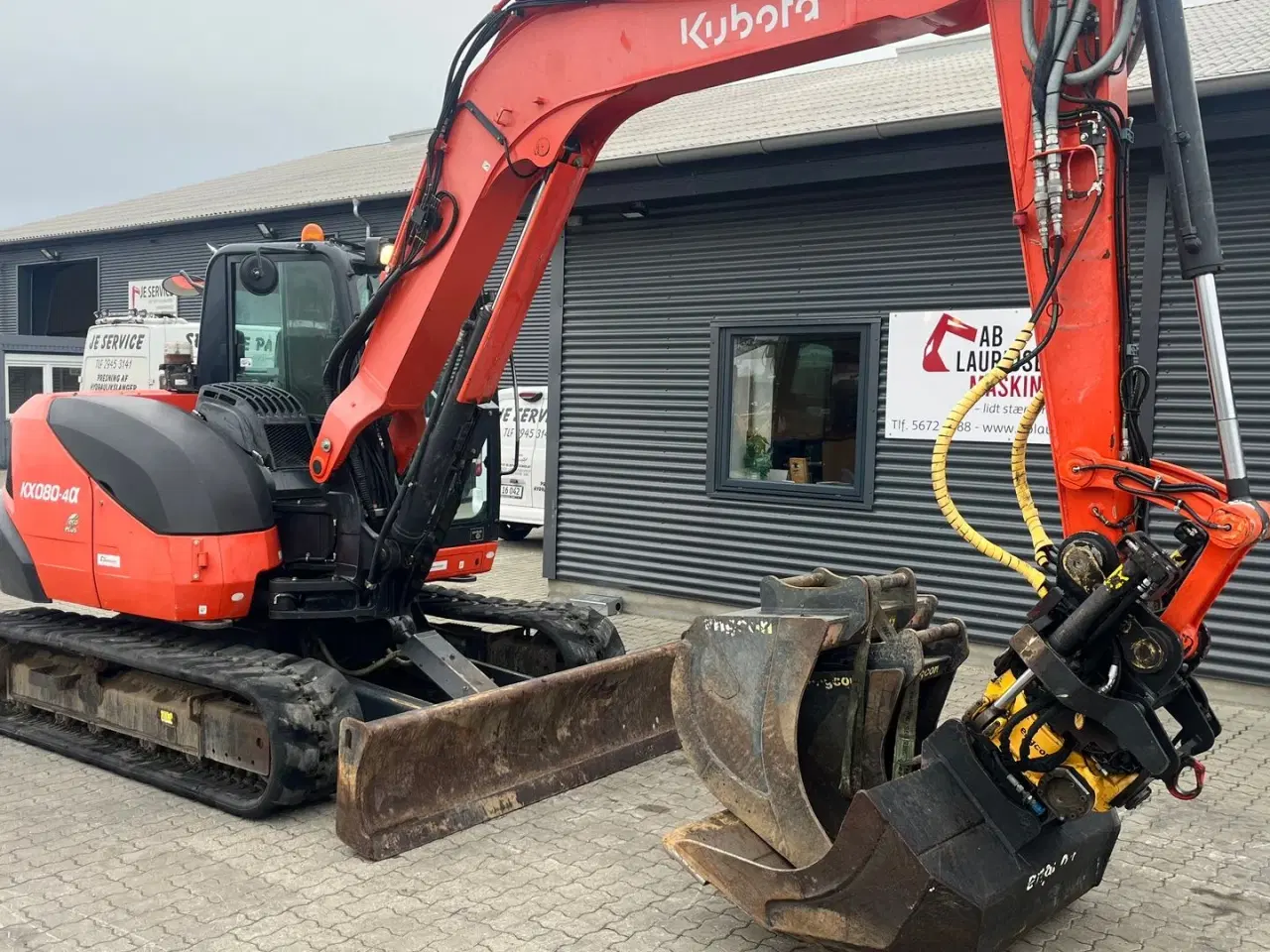 Billede 2 - Kubota KX080-4 Engcon rotortilt, Centralsmørring og 3 Engcon skovle