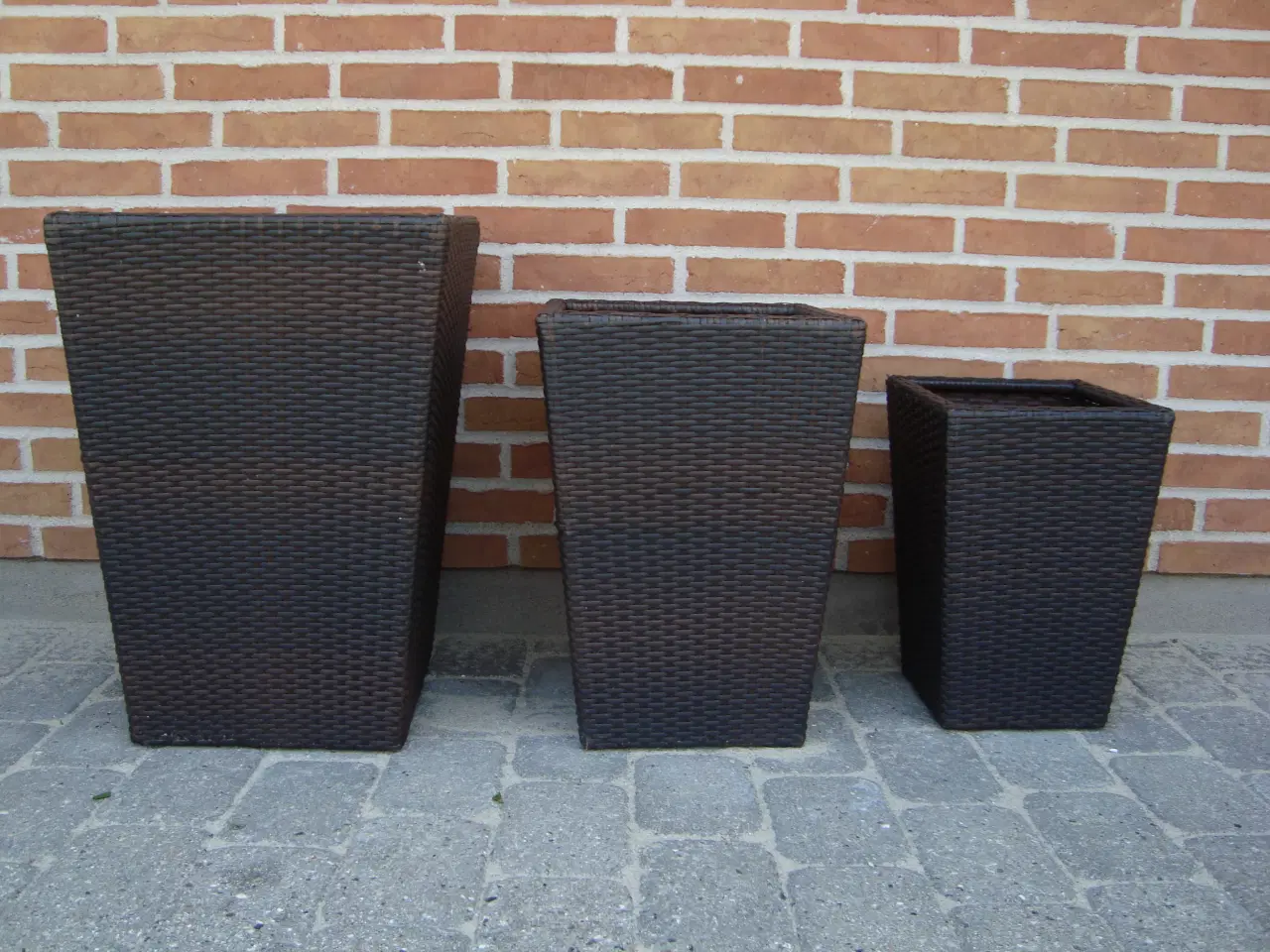 Billede 2 - 3 stk. brune flet blomsterkummer