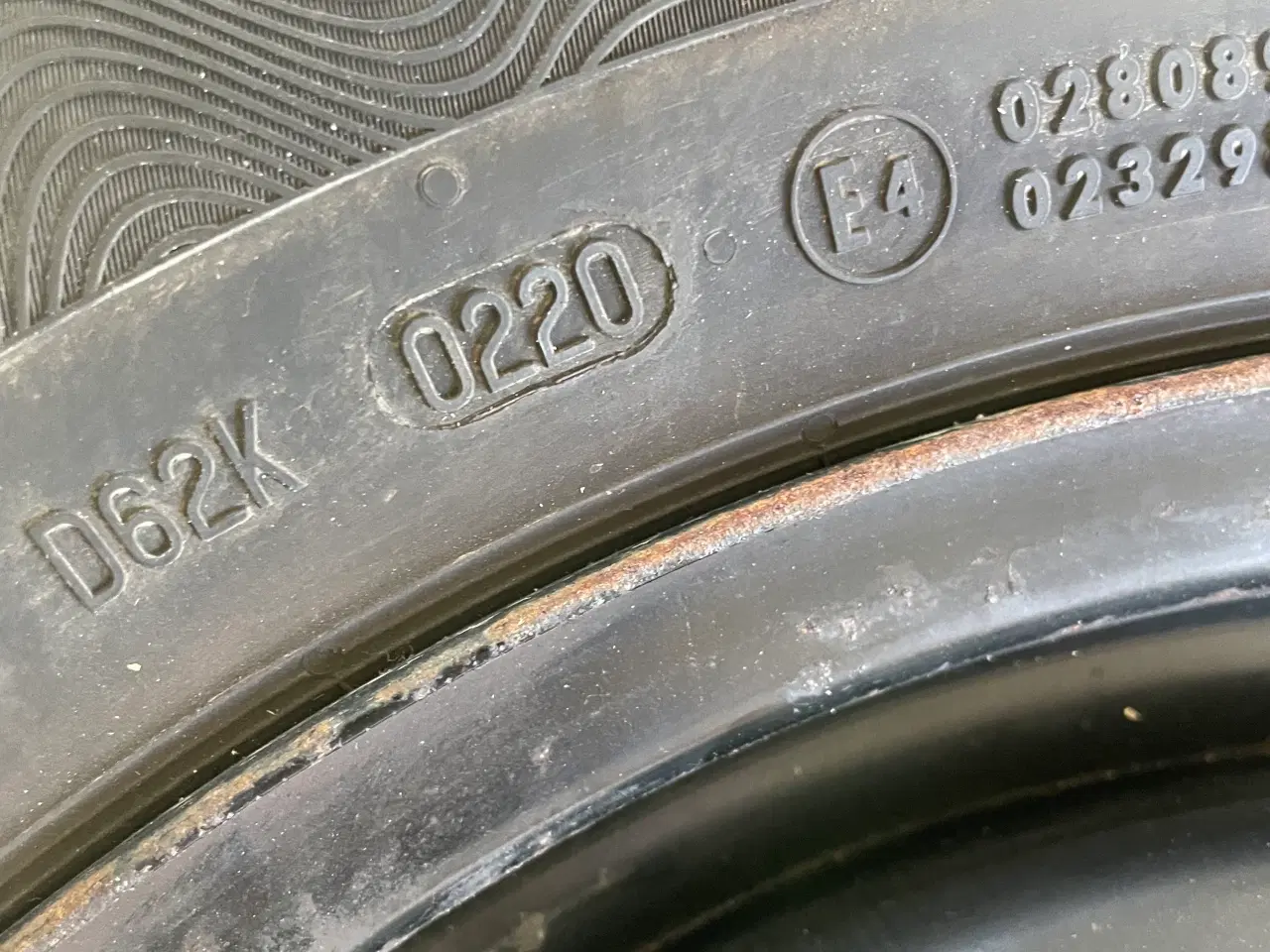 Billede 3 - Dæk Continental 205/60-16