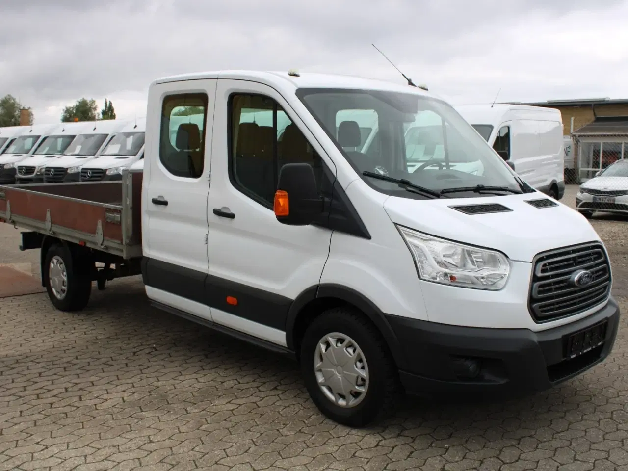 Billede 2 - Ford Transit 350 L3 Chassis 2,0 TDCi 130 Mandskabsvogn Trend FWD