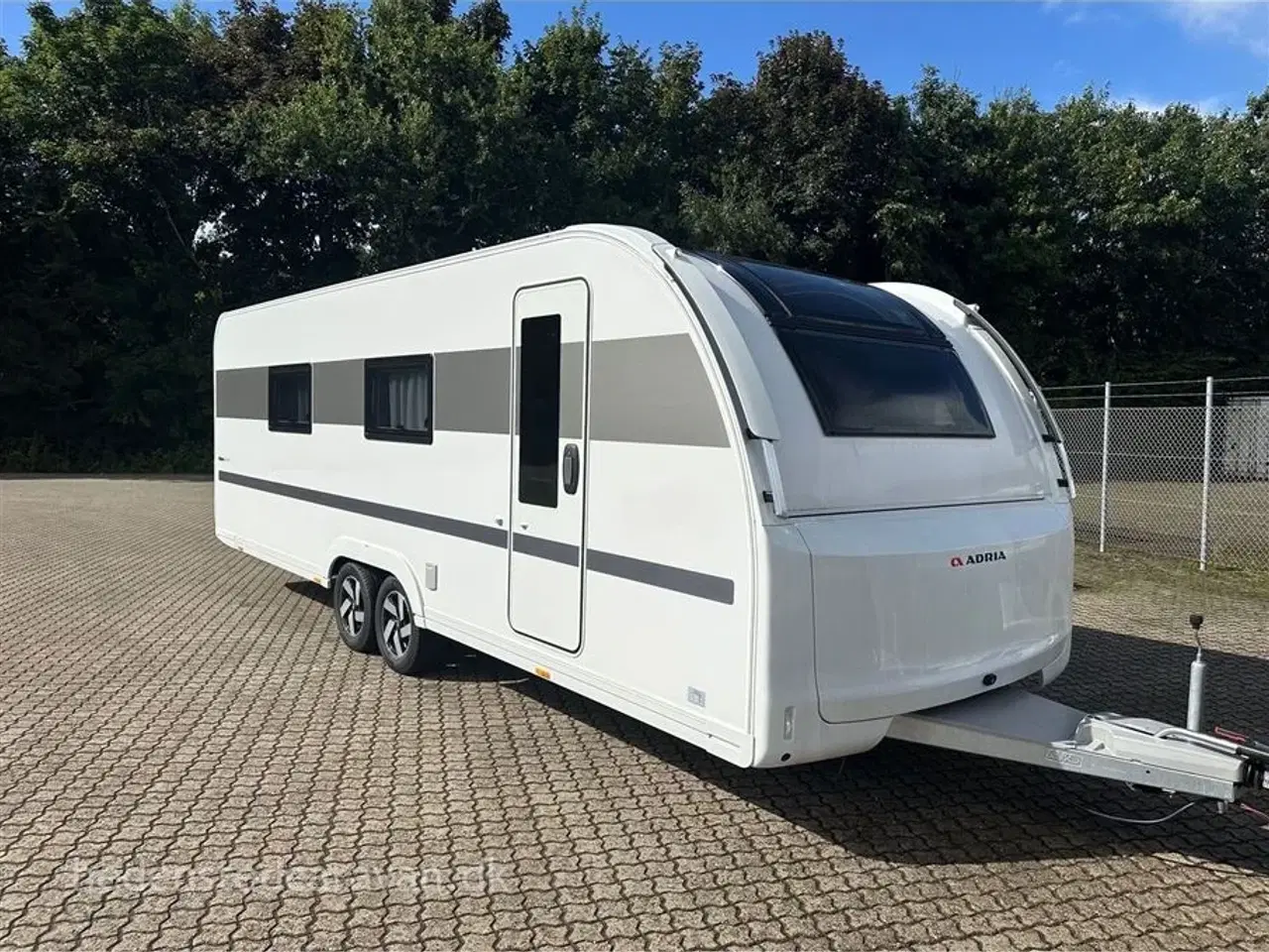 Billede 1 - 2024 - Adria Alpina 663 HT Twin Alde Centralvarme