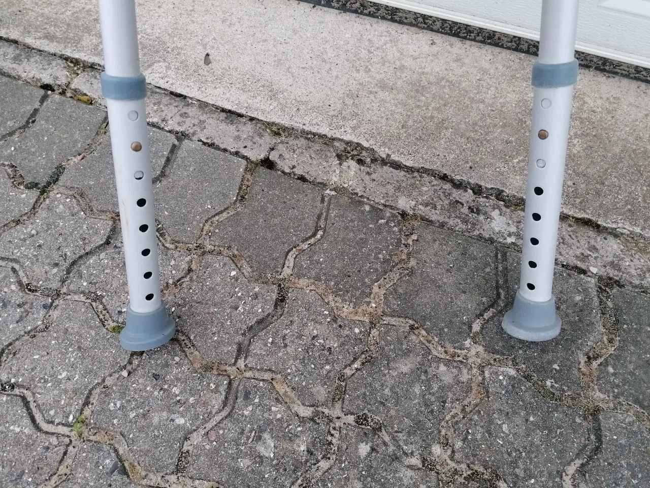 Billede 4 - Badestol , Solid Model med Ryglæn