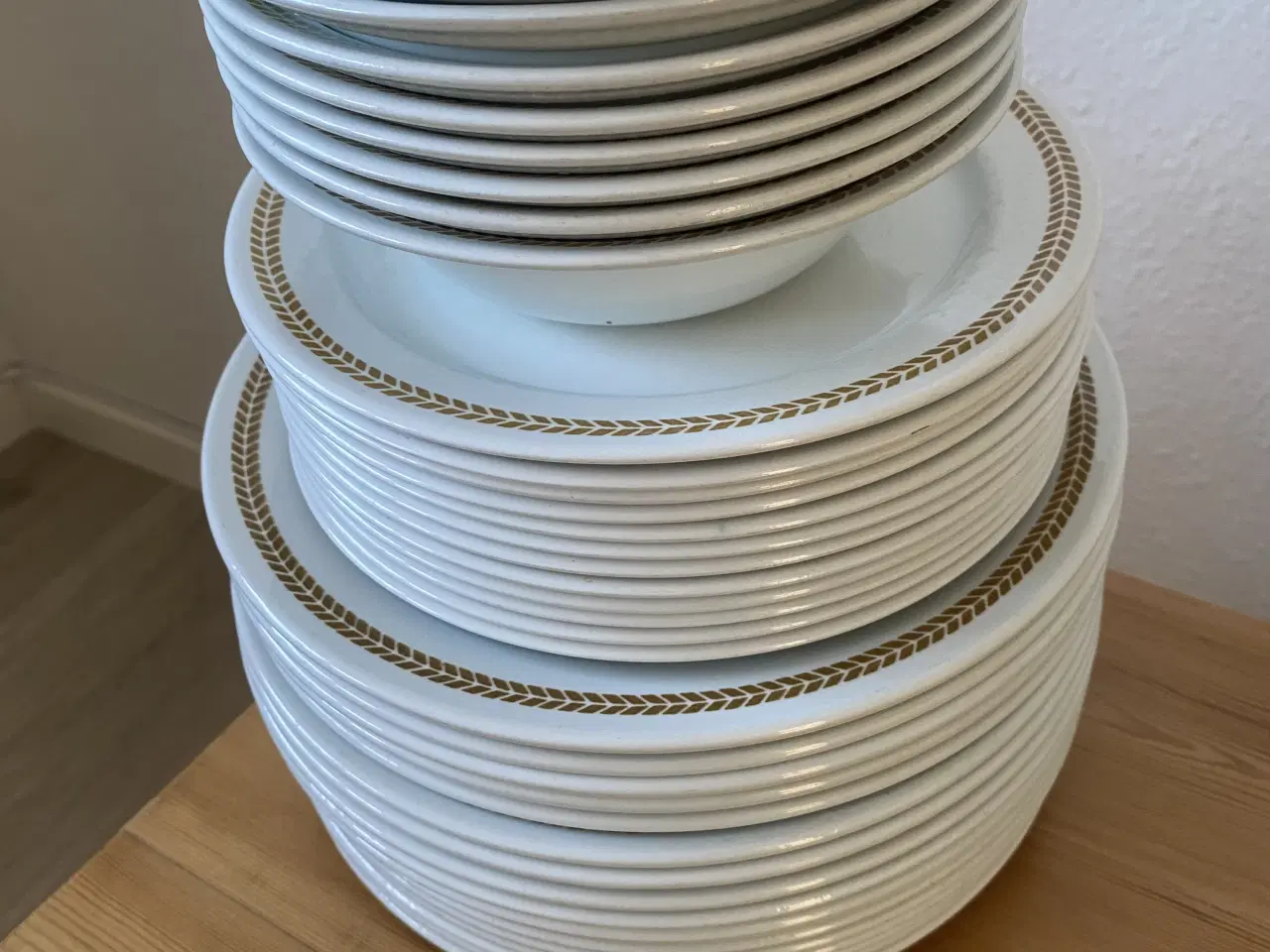 Billede 2 - Retro tallerkener norsk 