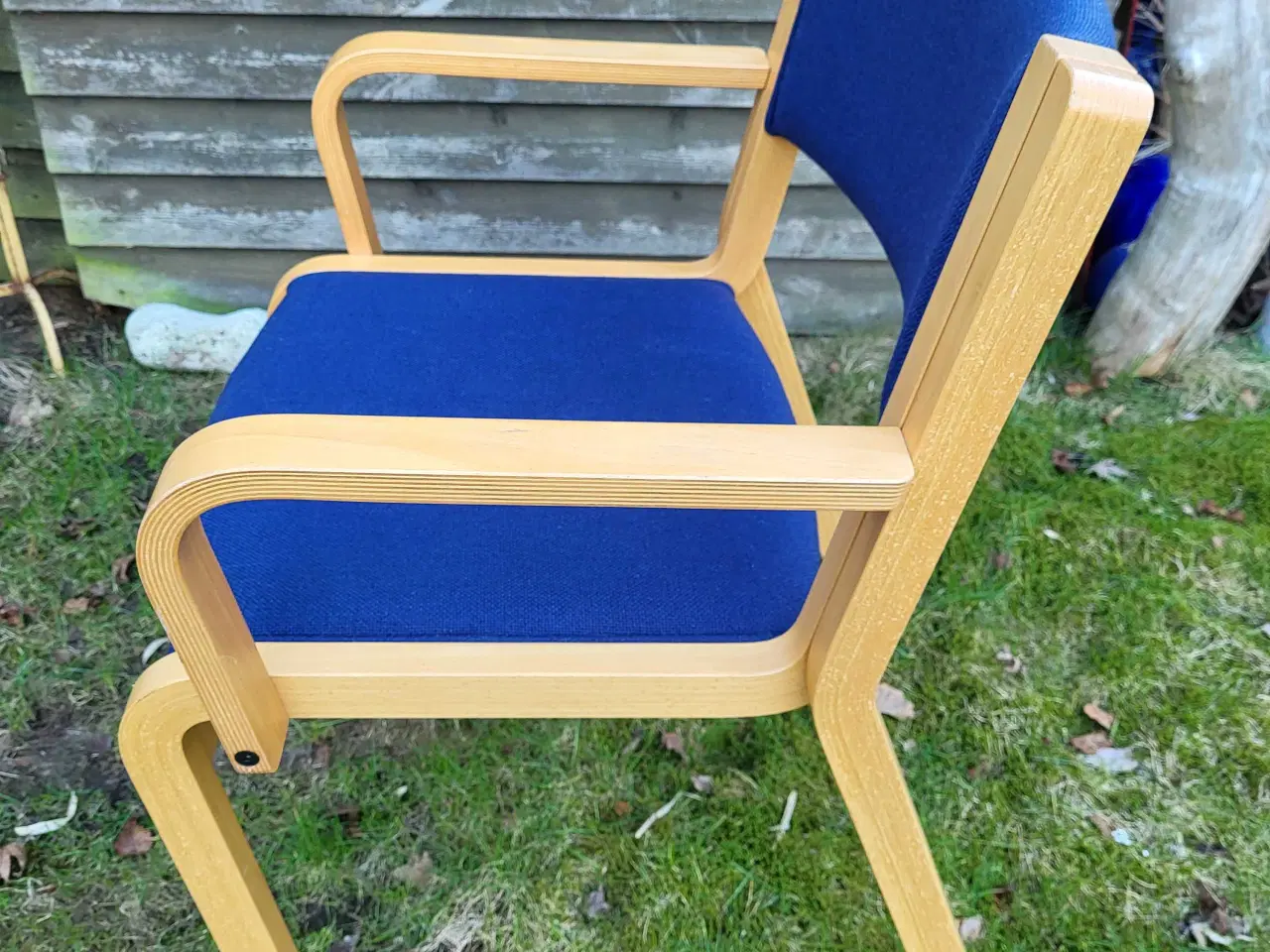 Billede 4 - Magnus Olesen stol model 45 i blå uld og bøg