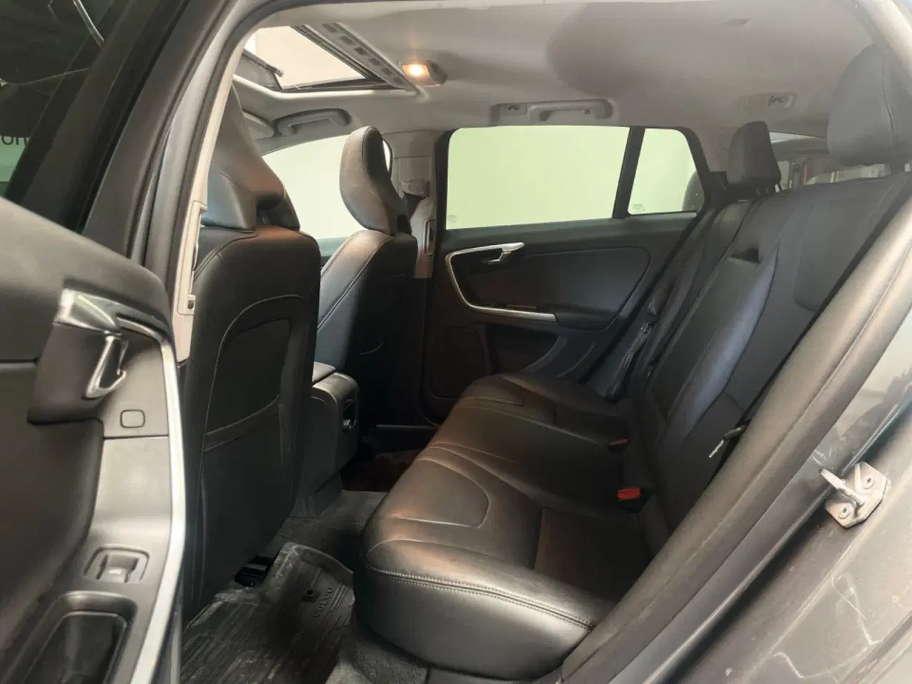 Billede 11 - Volvo V60 2,0 D4 190 Summum aut.