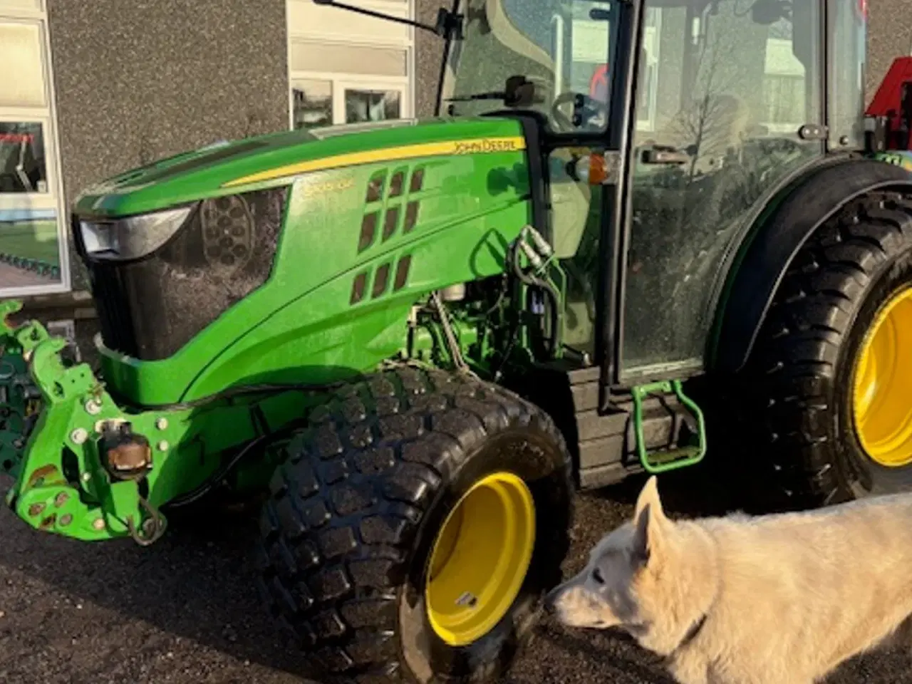 Billede 1 - John Deere 5105GF FRONTLIFT. HJUL MED GRÆSDÆK MEDFØLGER