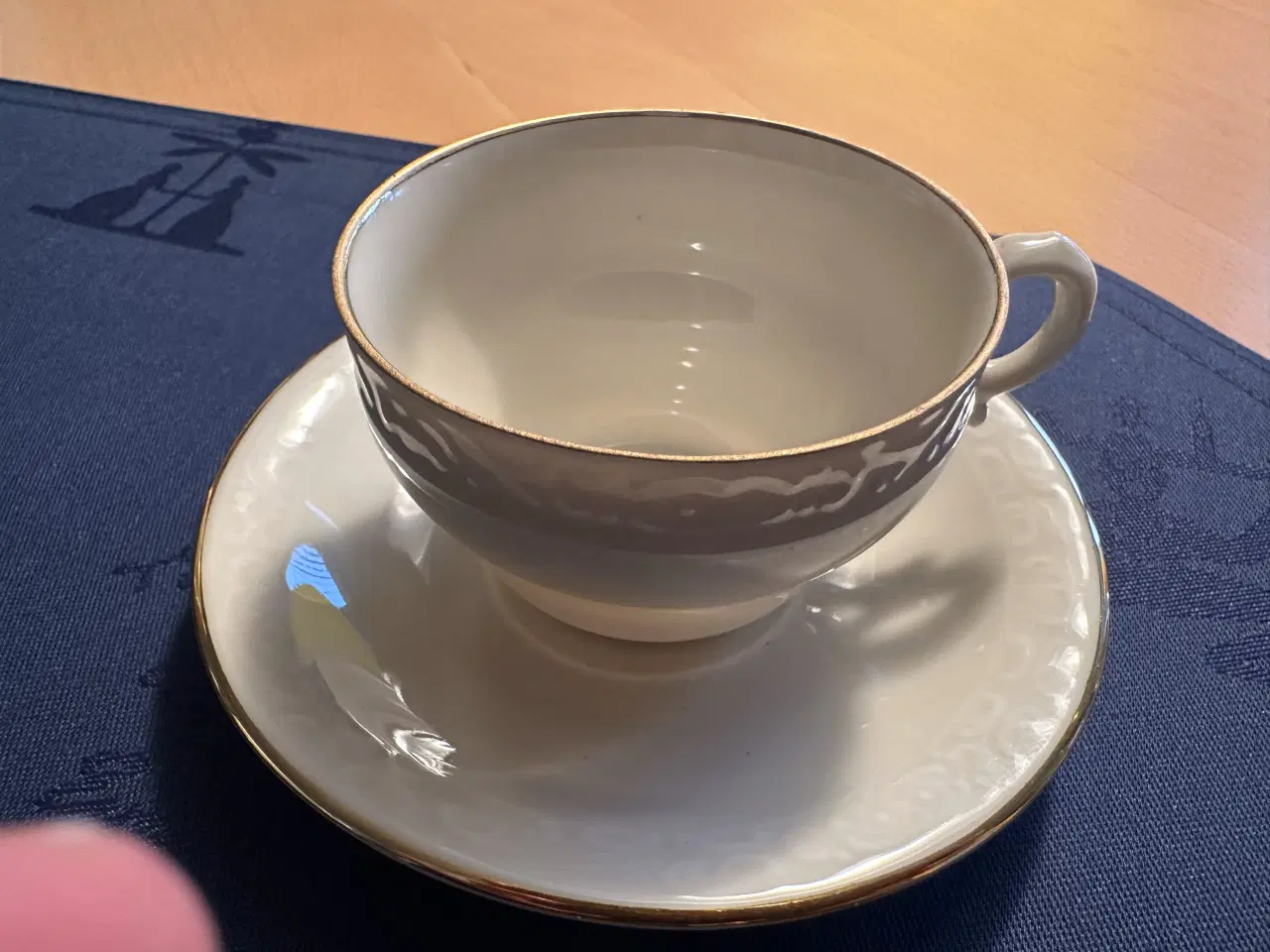 Billede 1 - Mokkakopper med guldkant