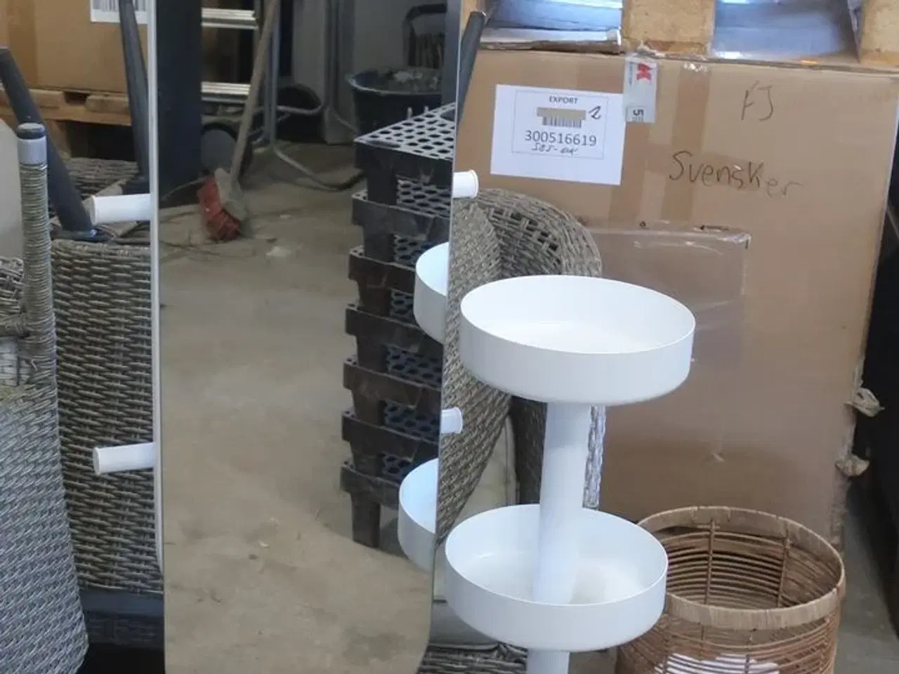 Billede 1 - Spejl med stander IKEA "LIERSKOGEN"