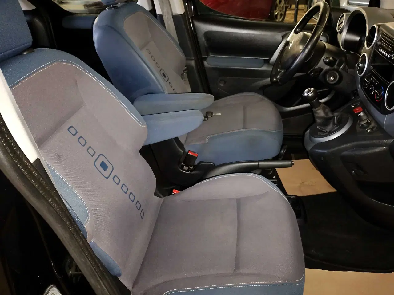 Billede 4 - Familie bil med masser af plads 