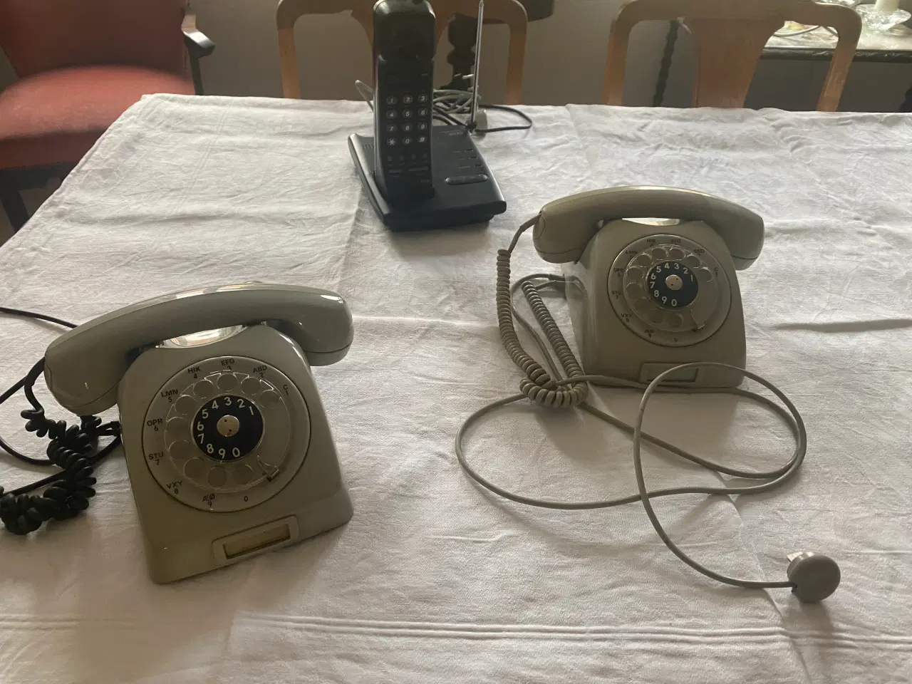 Billede 2 - Gamle telefoner