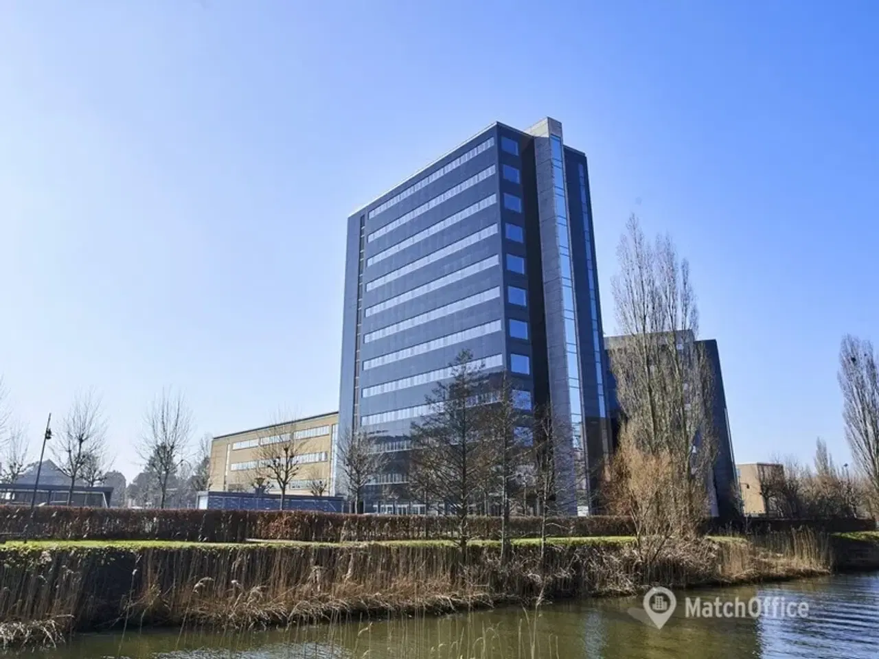 Billede 3 - Skyhøje ambitioner? Vi har kontoret til dem.