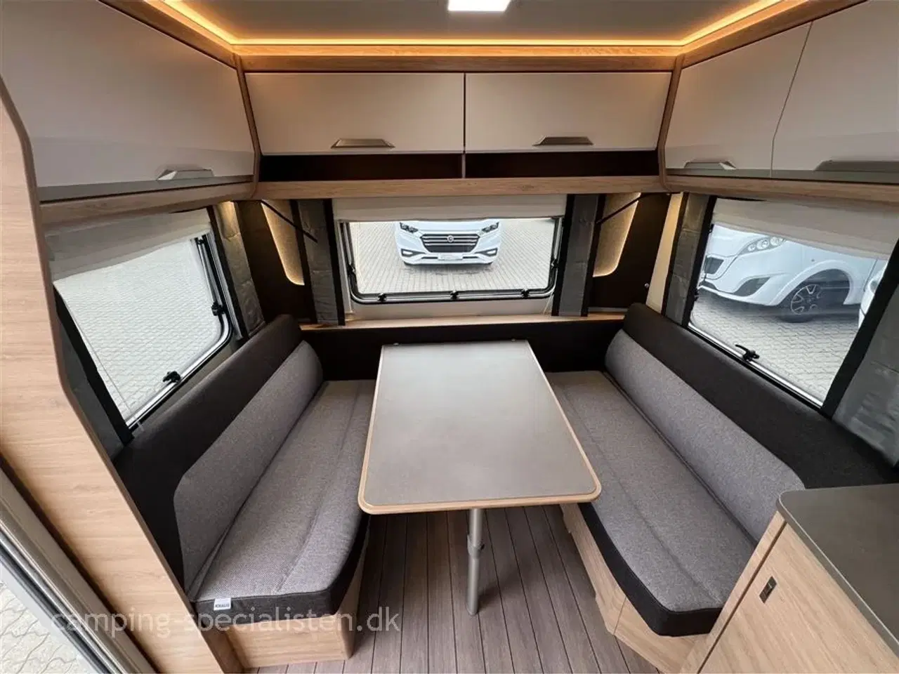 Billede 9 - 2026 - Knaus Südwind 460 EU   Knaus Südvind 460 EU Black Selection model 2026 - kan ses til foråret hos Camping-Specialisten.dk