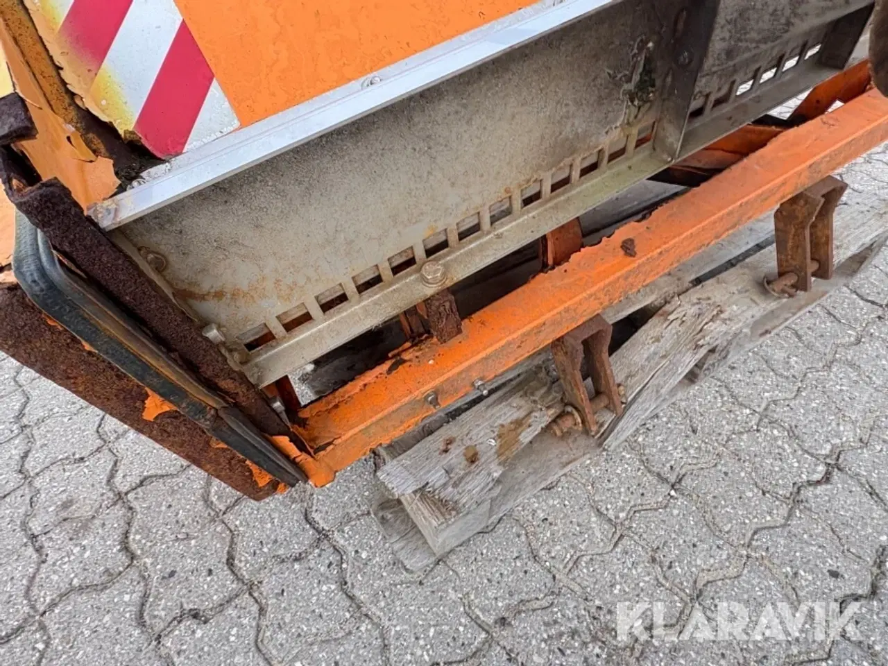 Billede 11 - Saltspreder Wiedenmann 120 cm