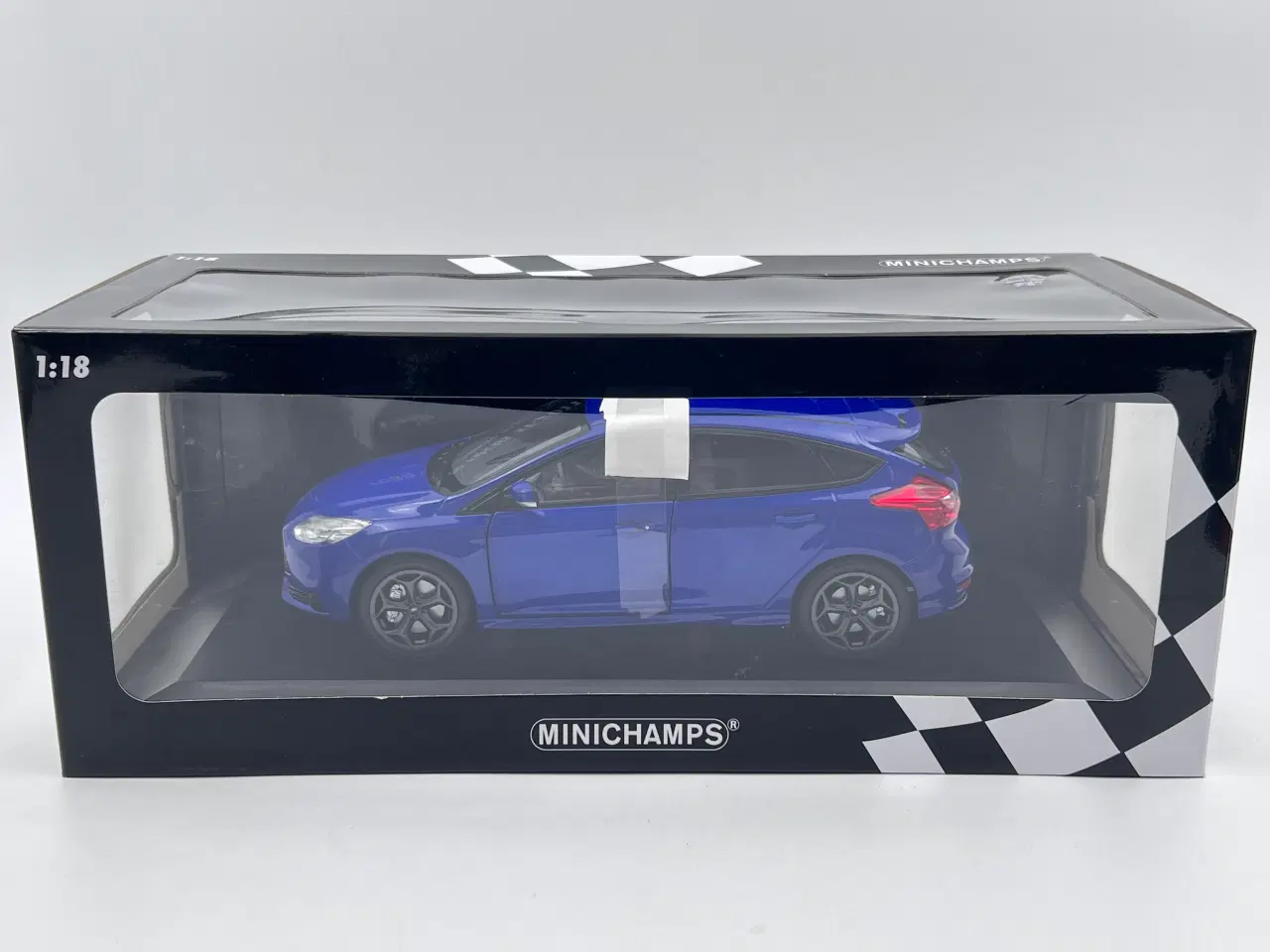 Billede 9 - 2011 Ford Focus ST MINICHAMPS - 1:18  