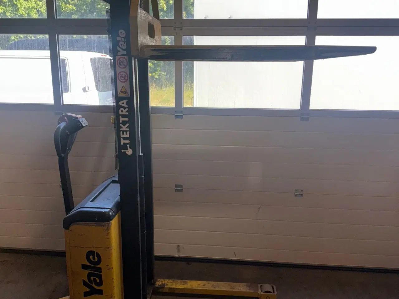 Billede 5 - Yale elekstrisk pallestabler med 1 meter stop.