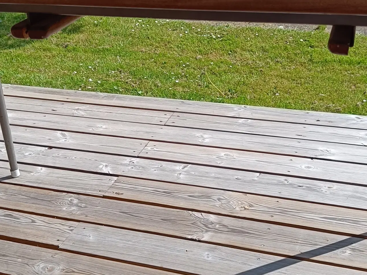 Billede 2 - Skolebord med stole ophæng 