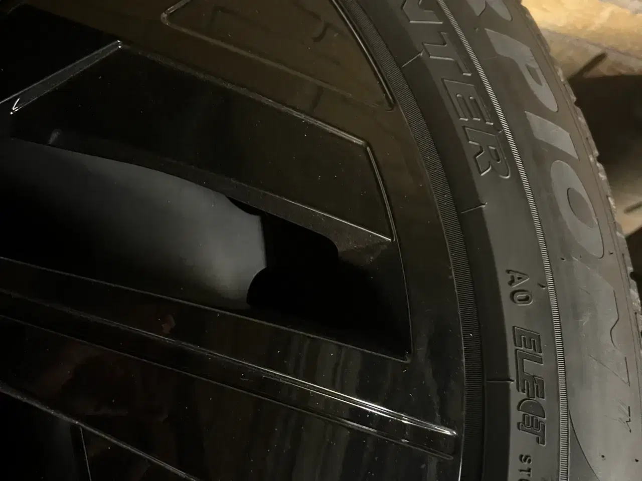 Billede 2 - 19" Org. VW ID 4/5. Enyaq, Q4, Elroq vinterhjul