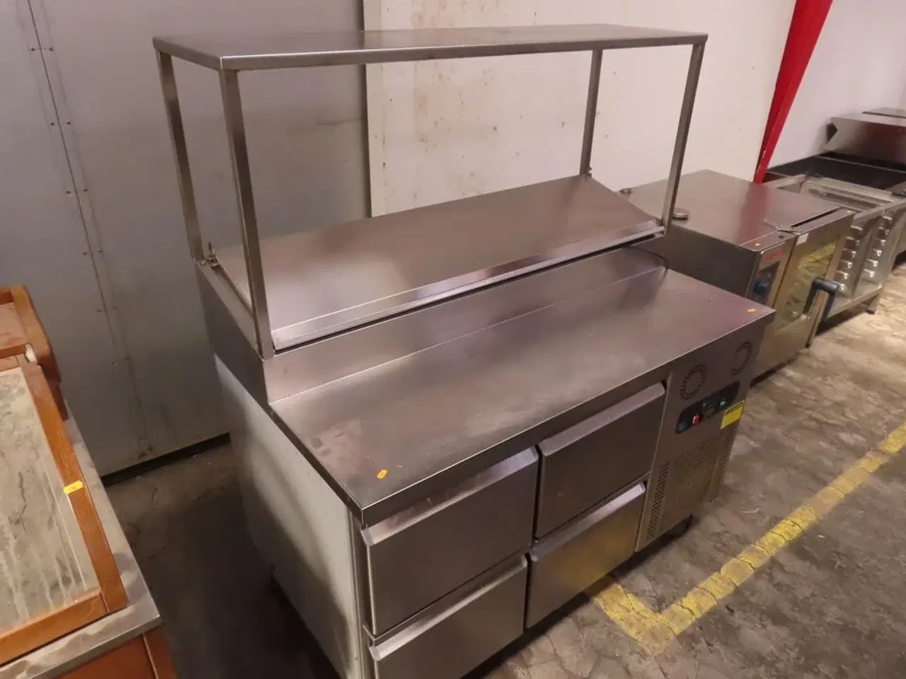 Billede 1 - Kølebord med 4 låger og topservering