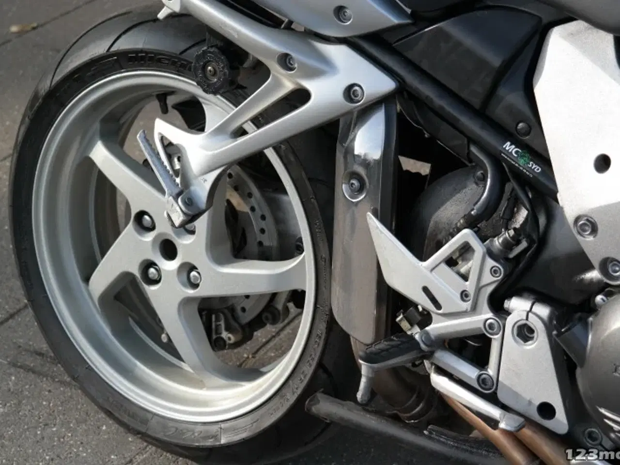 Billede 9 - Honda VFR 800 F MC-SYD       BYTTER GERNE