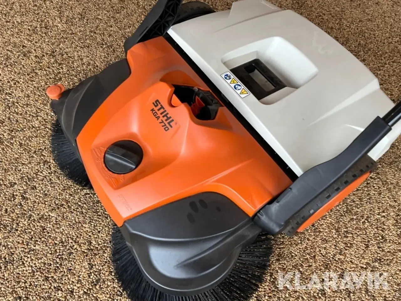 Billede 11 - Fejemaskine Stihl KGA 770