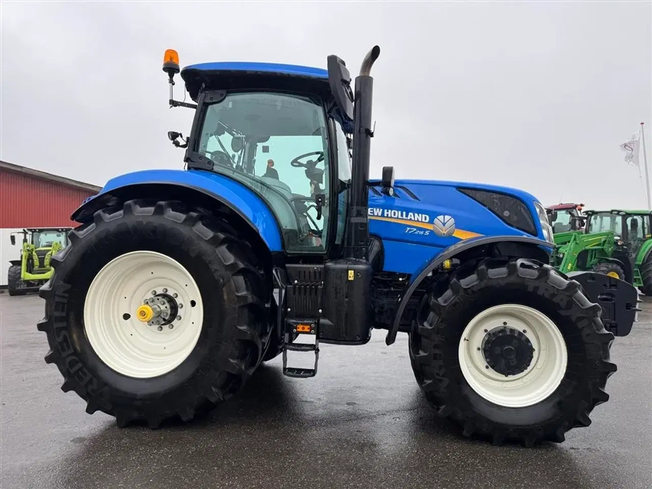 Billede 9 - New Holland T7.215 S KUN 1400 TIMER OG FULD AFFJEDRING!