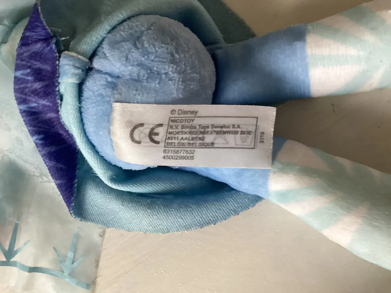 Billede 5 - Frozen dukke/bamse og puslespil i metal dåse