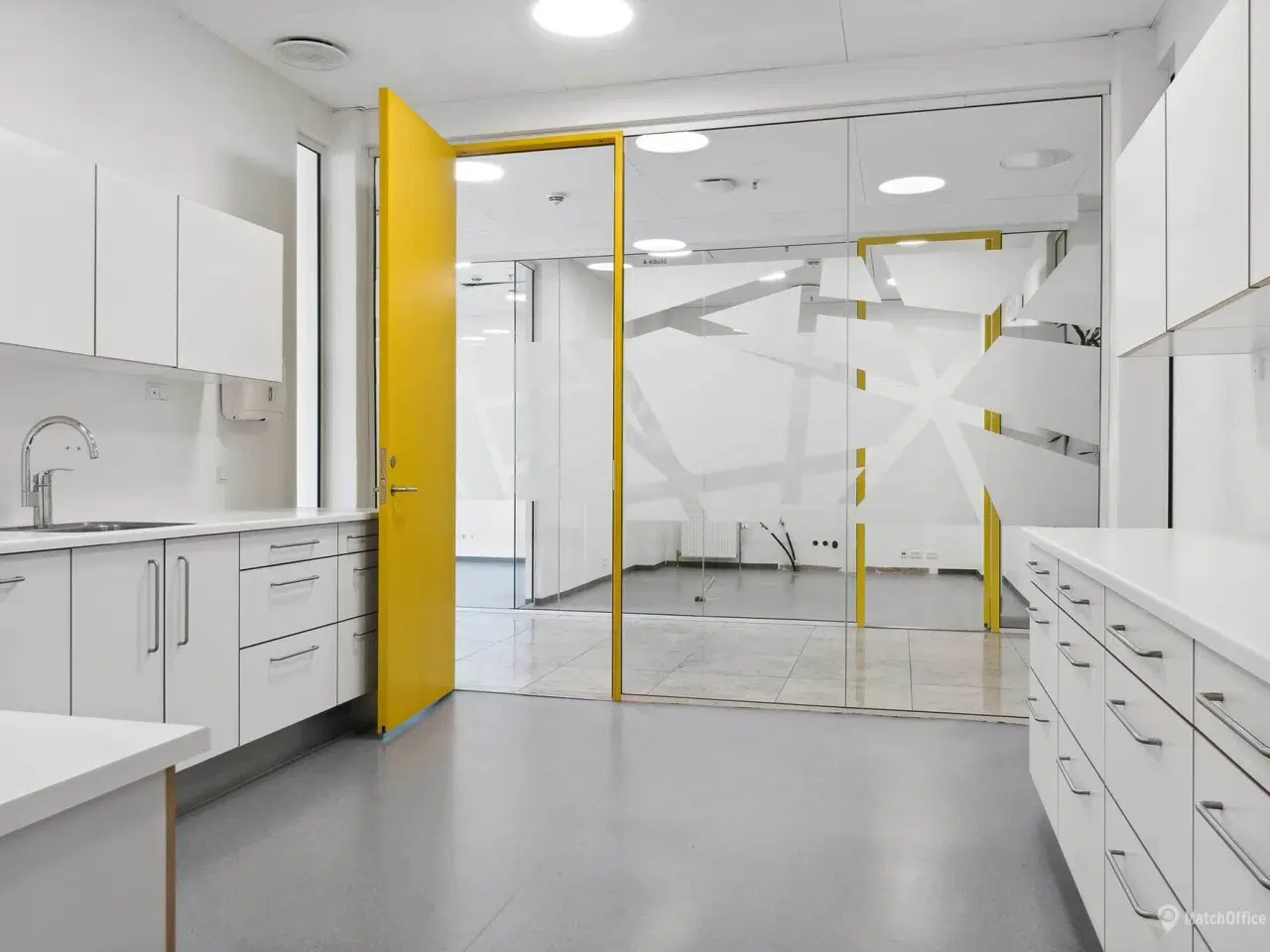 Billede 8 - 318 m2 lyst kliniklejemål i Søborg Tower - Niveaufri adgang og gode fællesfaciliteter