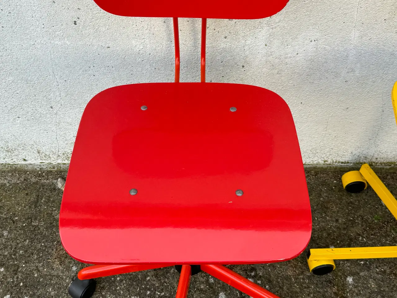 Billede 4 - Rød og gul retro kontorstole 