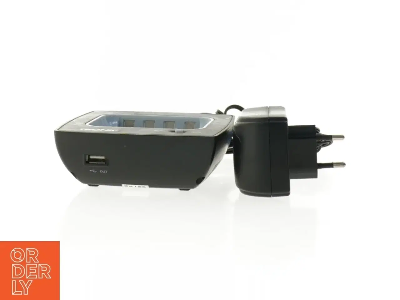 Billede 3 - Batterioplader med USB-udgang (str. 10 x 10 cm)