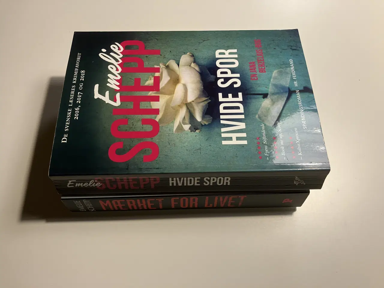 Billede 3 - Mærket for livet + Hvide spor (2 bøger). Af  Emeli