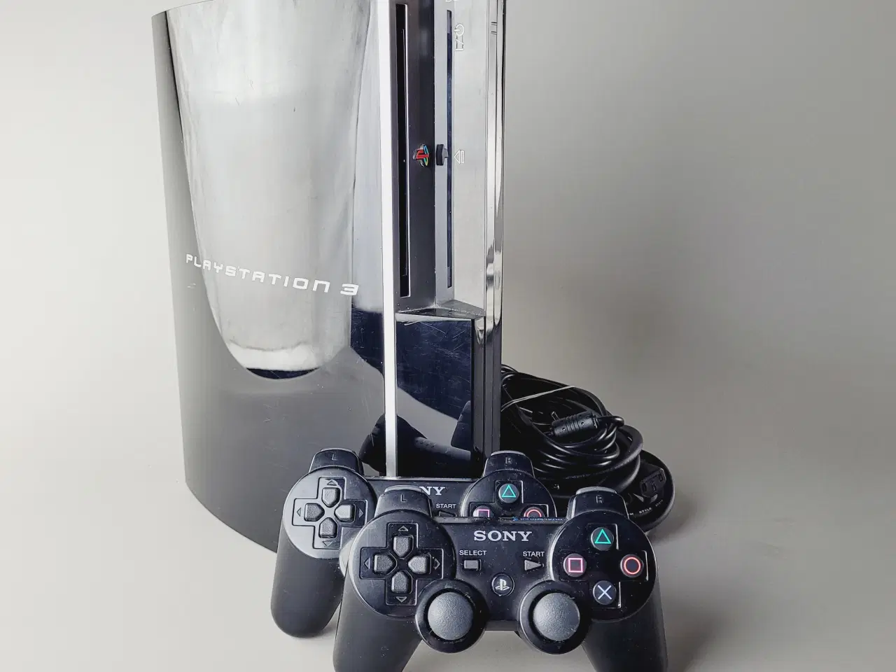 Billede 2 - ⭐️: PlayStation 3 (Fat) – Model CECHL04 med 2 cont