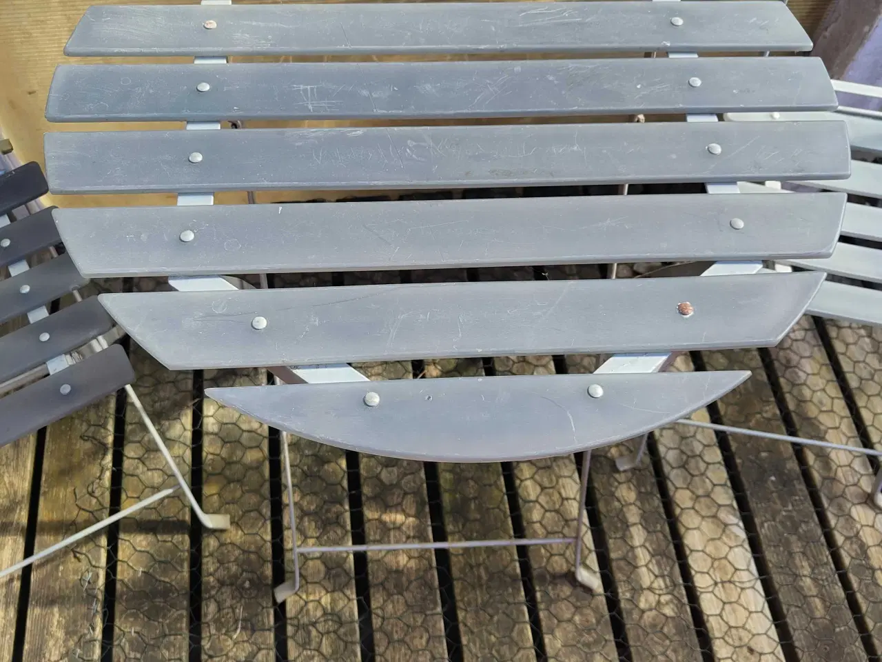 Billede 3 - Cafesæt i jern/hård plast 