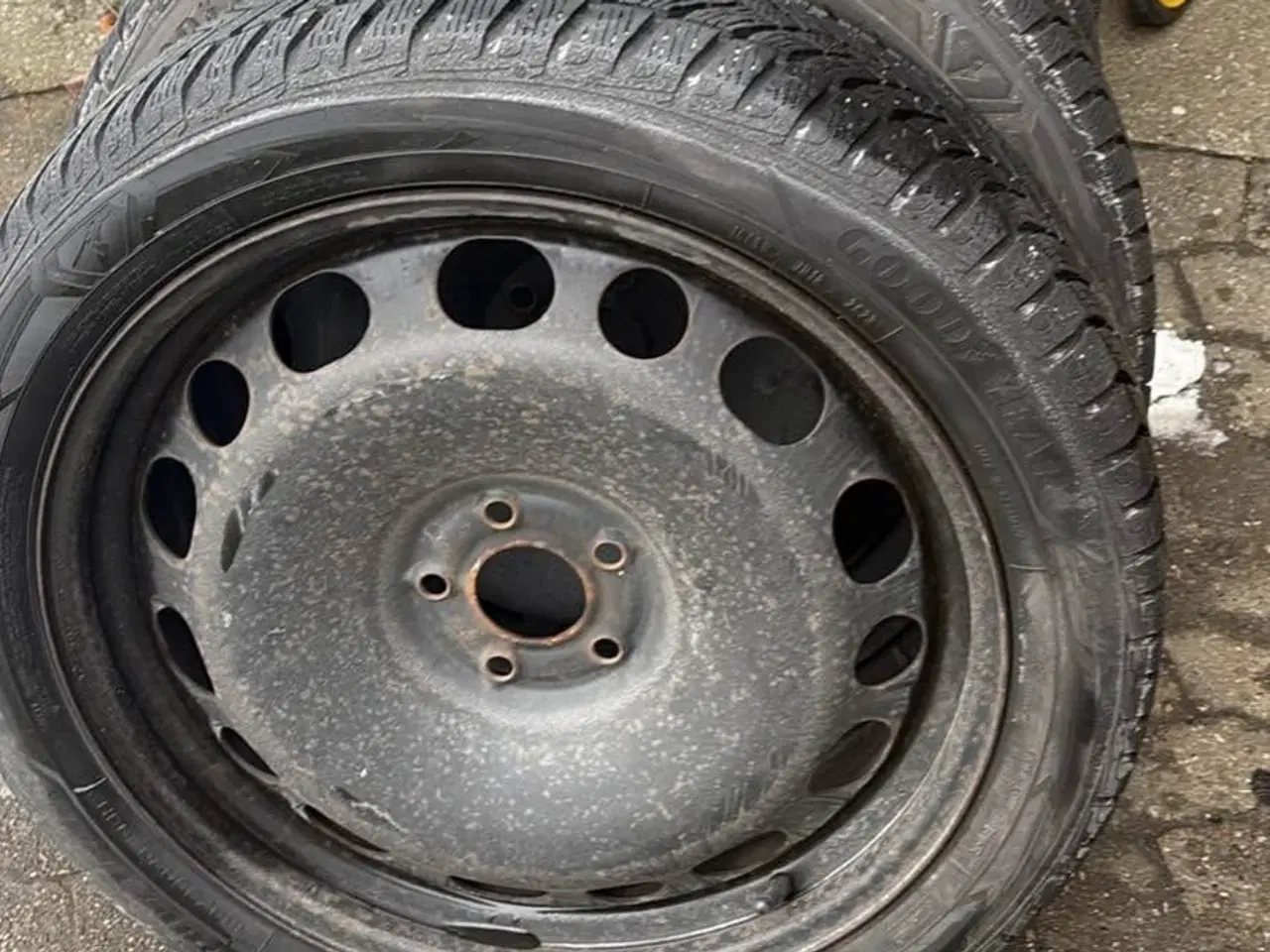 Billede 2 - 20” GoodYear vinterdæk 