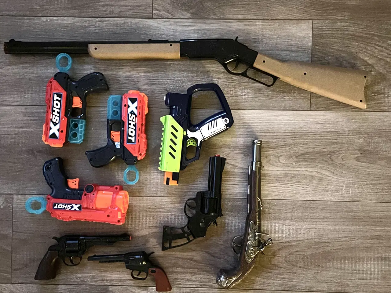 Billede 1 - Legetøjspistoler