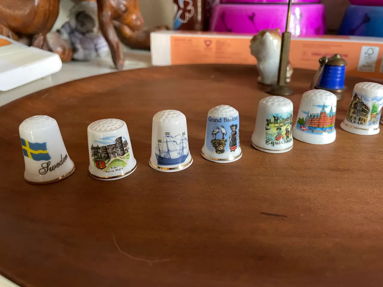 Billede 2 - Fingerbøl porcelæn 