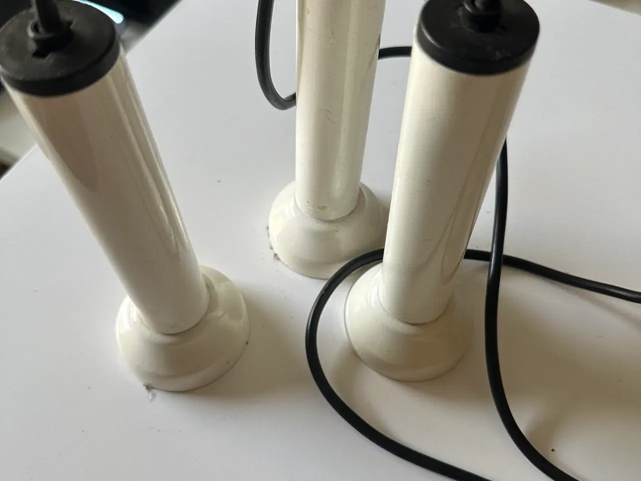 Billede 6 - Væglamper, messing og malet