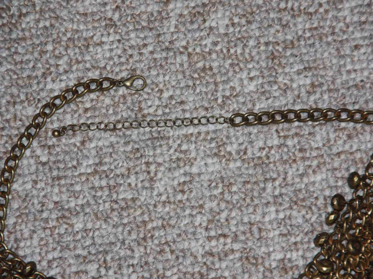 Billede 4 - Halskæde med kugler ukendt oprindelse