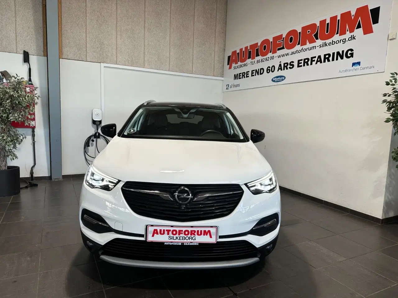 Billede 2 - Opel Grandland X 1,6 Hybrid Ultimate aut.