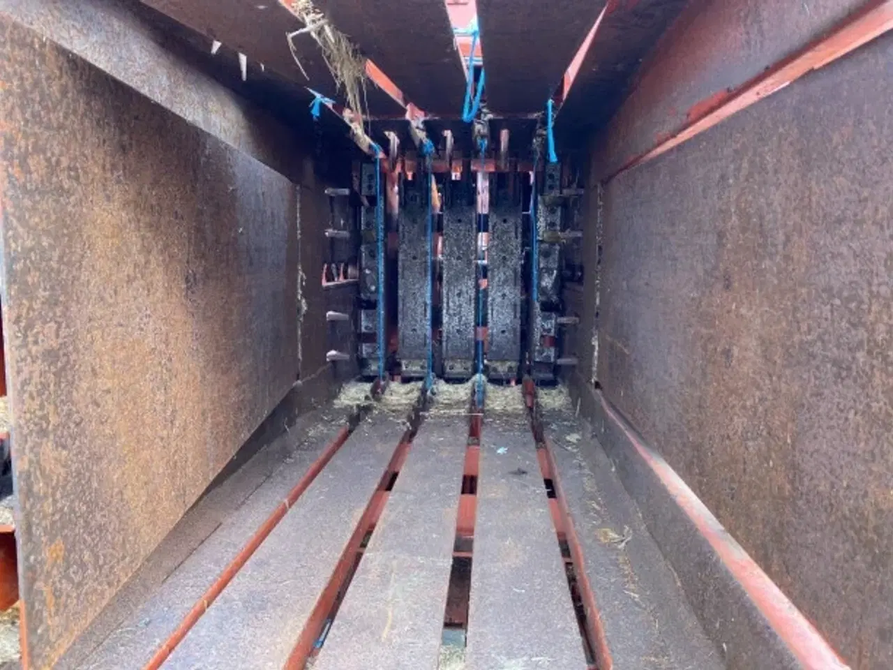 Billede 5 - Hesston 4700 Sælges i dele/For parts