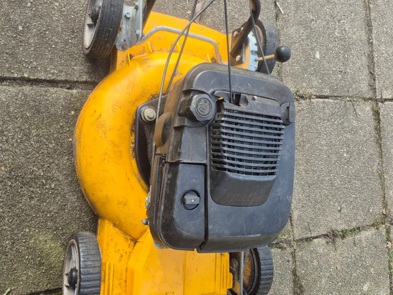 Billede 4 - Stærk plæneklipper med aluskjold 