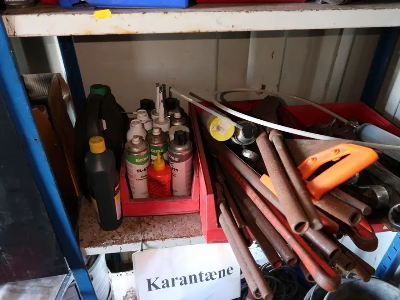 Billede 6 - 2 fag lagerreoler med div. Værktøj og varelager