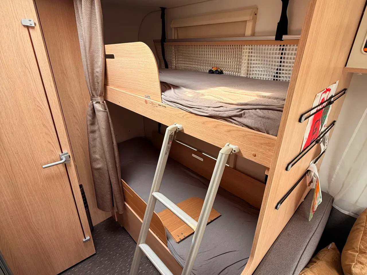 Billede 10 - Adria aviva m køjer, mover og telt