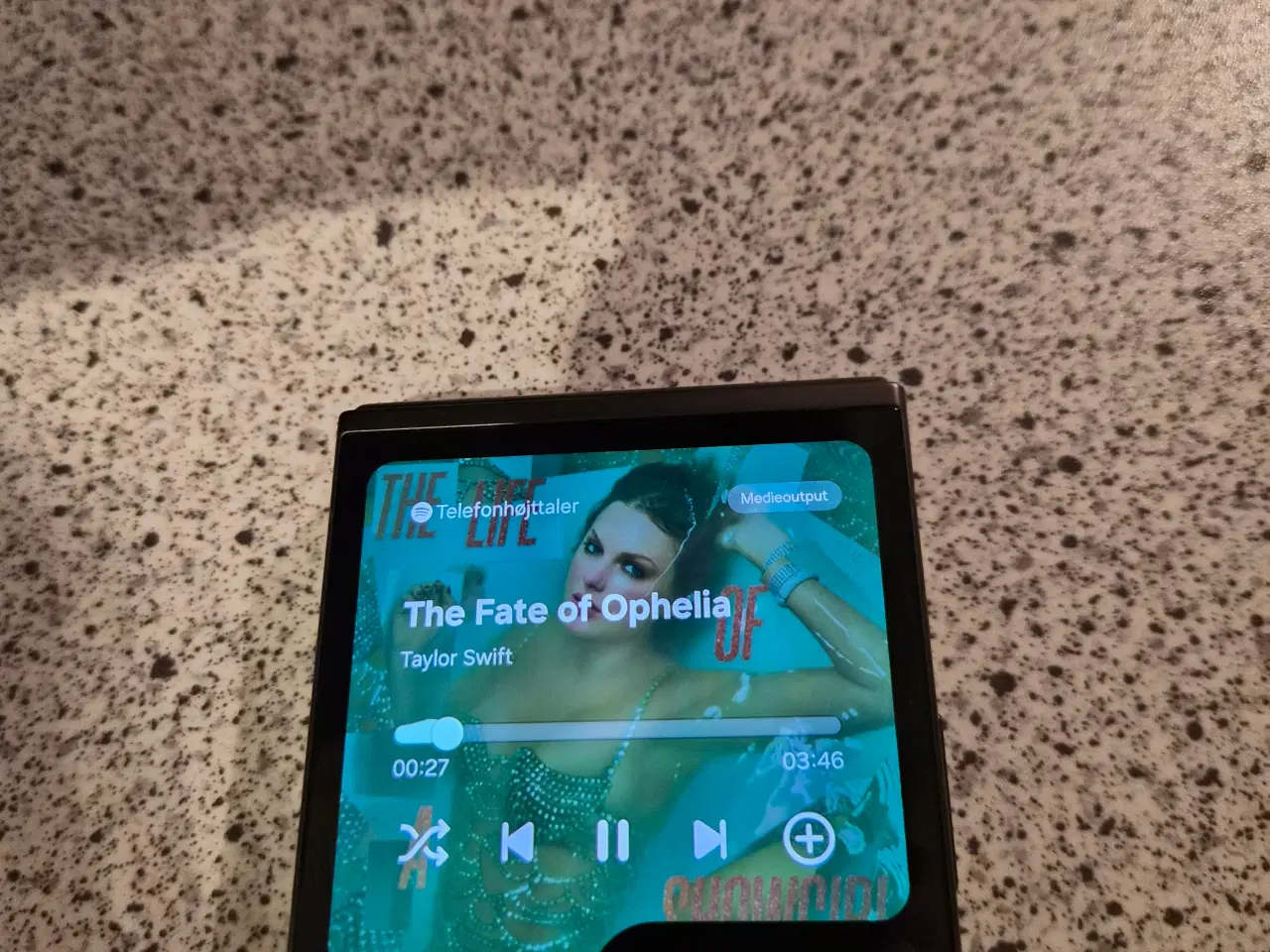 Billede 2 - Samsung Z Flip 5, 512 gb