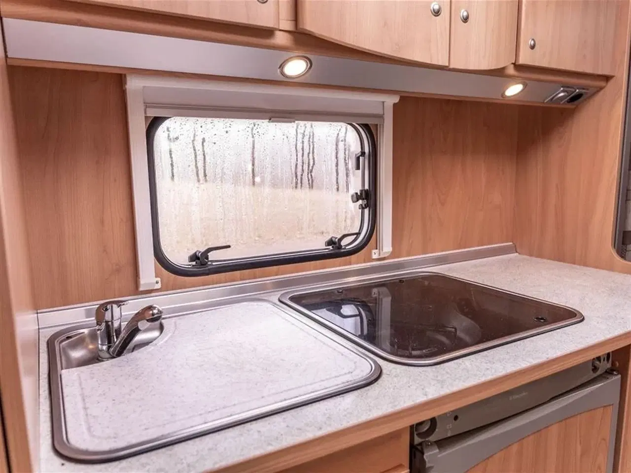 Billede 7 - 2003 - Bürstner Ventana 550 TK Stor og flot familievogn