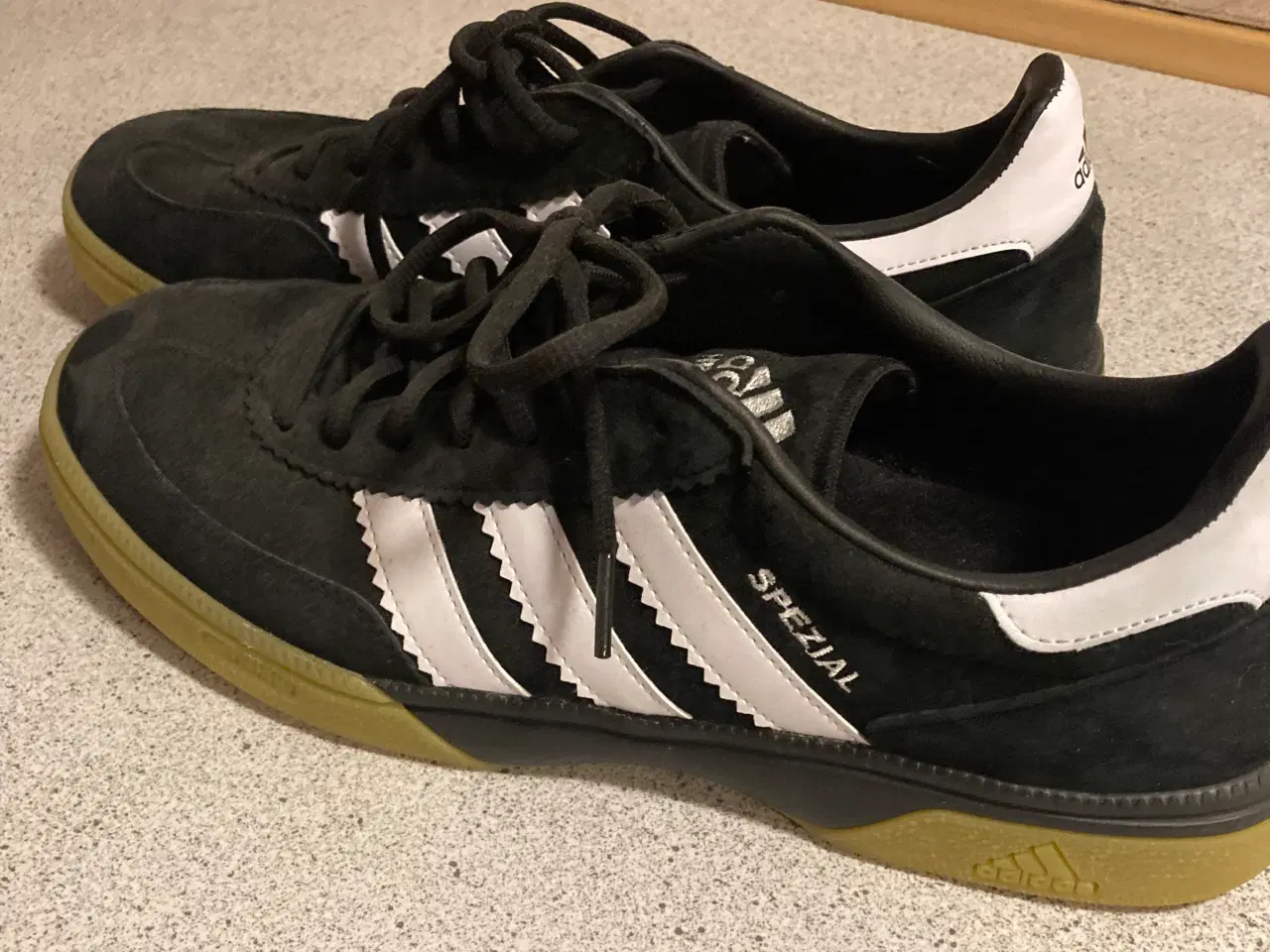 Billede 2 - Fritidssko Nike Adidas