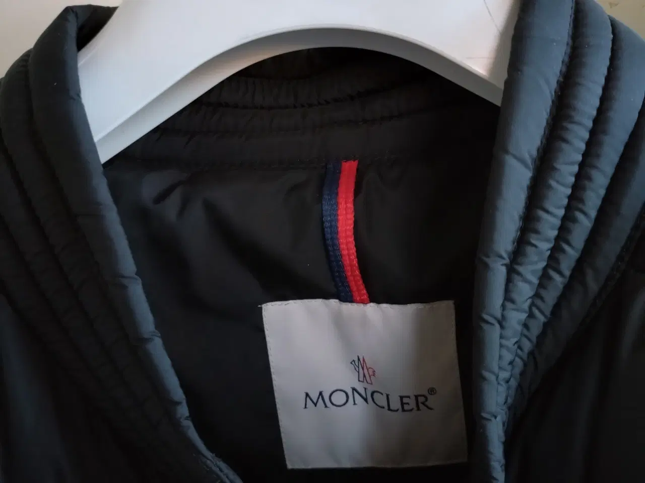 Billede 3 - Spar 3000 på næsten ny MONCLER JAKKE M.KVITTERING!