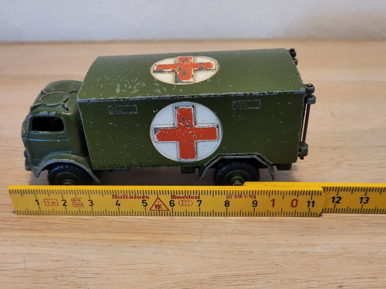 Billede 2 - Gammel militær ambulance Dinky Toys