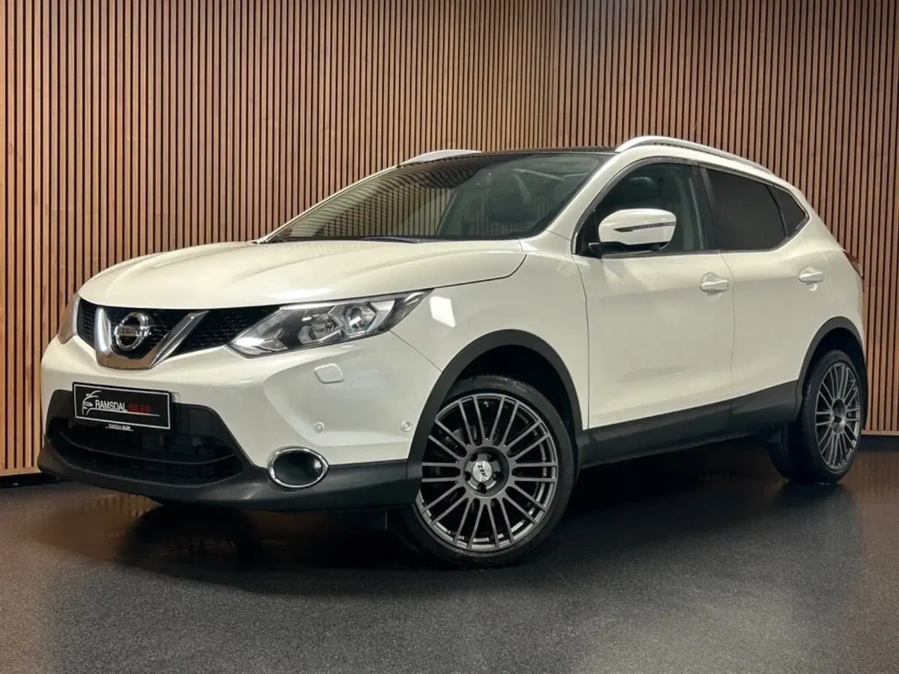Billede 1 - Nissan Qashqai 1,2 Dig-T 115 Tekna X-tr.