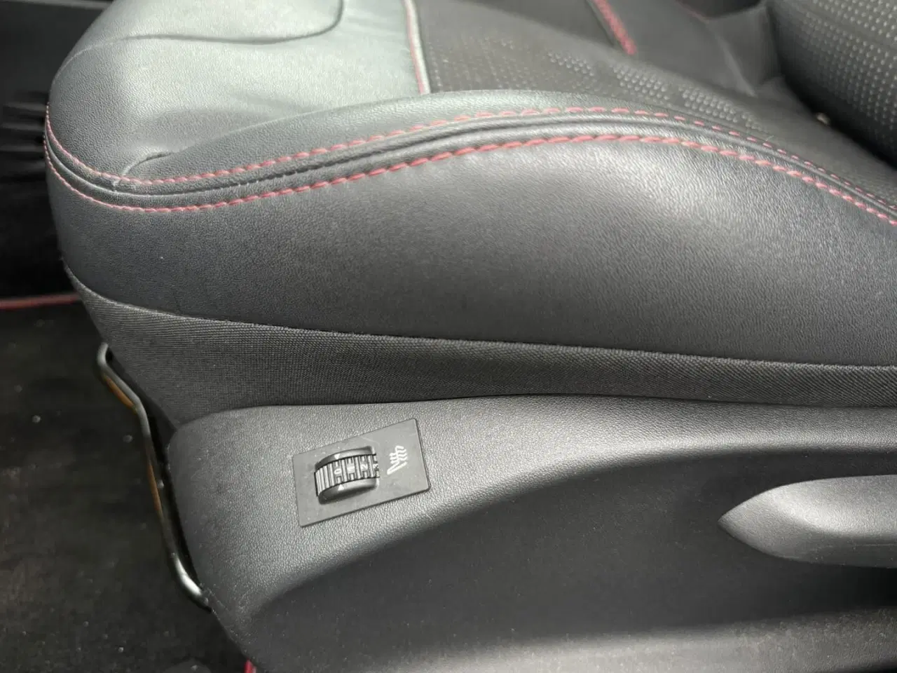 Billede 20 - Peugeot 2008 1,6 BlueHDi GT Line Sky 120HK 6g