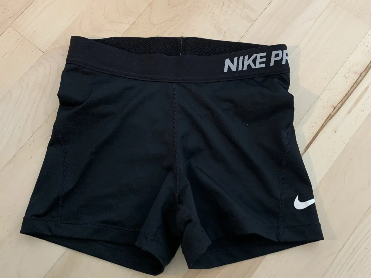Billede 1 - Nike Pro korte tights